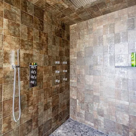 Villa Oceanfront, Swimming Pool, Jacuzzi